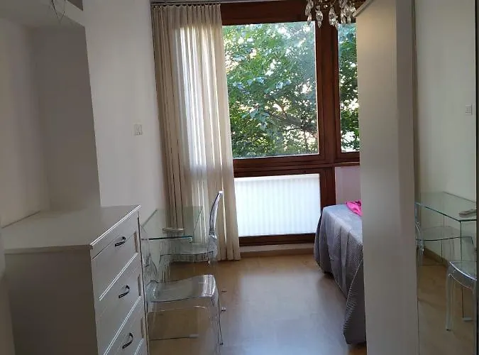 Апартаменты Vanity - 4 Bedrooms With 4 Bathrooms - Ac & Wifi *
