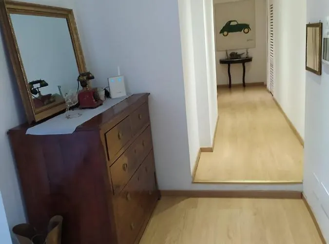 Апартаменты Vanity - 4 Bedrooms With 4 Bathrooms - Ac & Wifi *