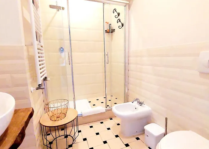 Vanity - 4 Bedrooms With 4 Bathrooms - Ac & Wifi Рим